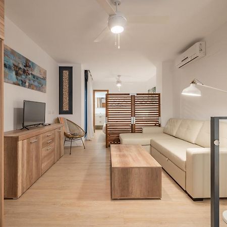 Suite Homes Parras Duplex Малага Экстерьер фото