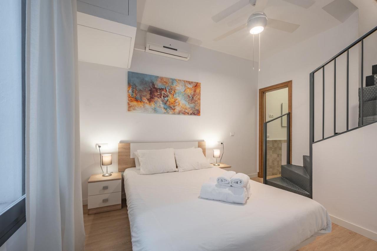 Suite Homes Parras Duplex Малага Экстерьер фото