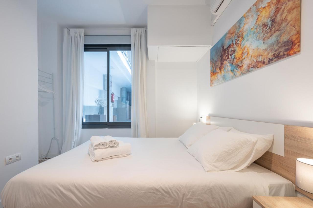 Suite Homes Parras Duplex Малага Экстерьер фото