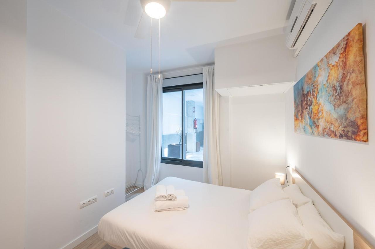Suite Homes Parras Duplex Малага Экстерьер фото